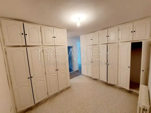 Etage de villa S+5 La Marsa - 3