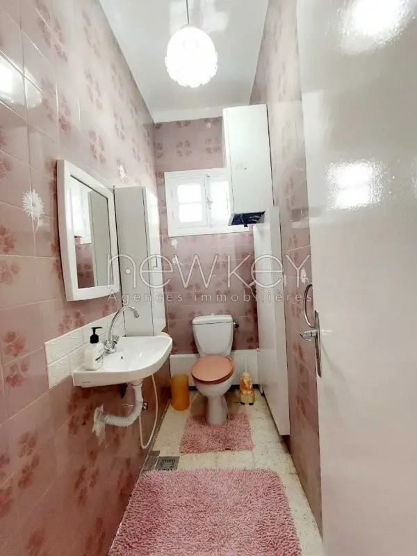 Etage de villa s+3 Meublé à La Marsa - 7