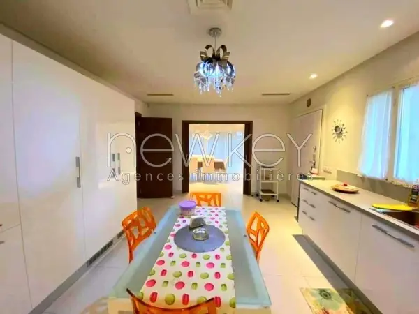 Magnifique villa S+4 à Gammarth - 2