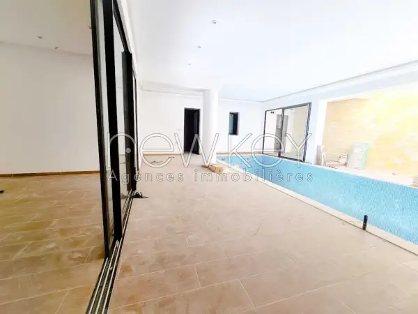 Somptueuse Villa avec piscine à louer à La Soukra - 3