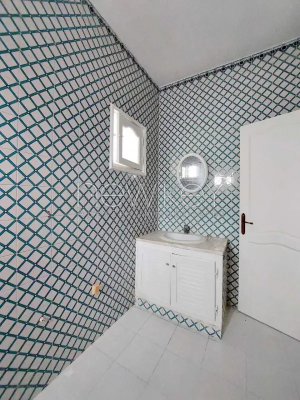 Etage de villa s+3 La Marsa - 9