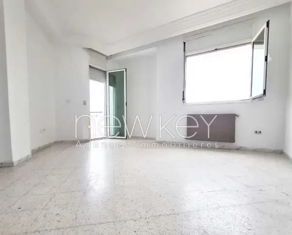 Appartement S3 à vendre aux Jardins de L'Aouina - 2