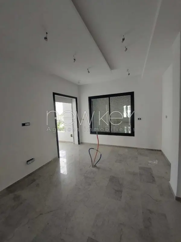 Etage de Villa s+3 La Marsa - 2