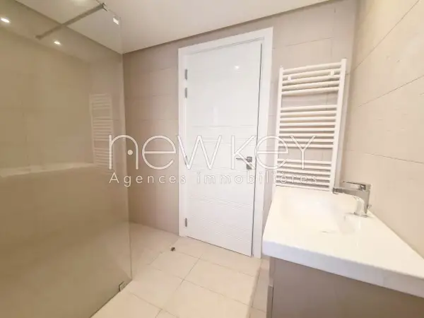 Triplex Haut Standing S5 à vendre à La Soukra - 8