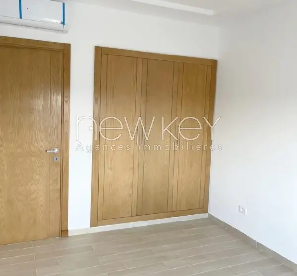 Un Appartement Neuf S2 à vendre à La Soukra - 3