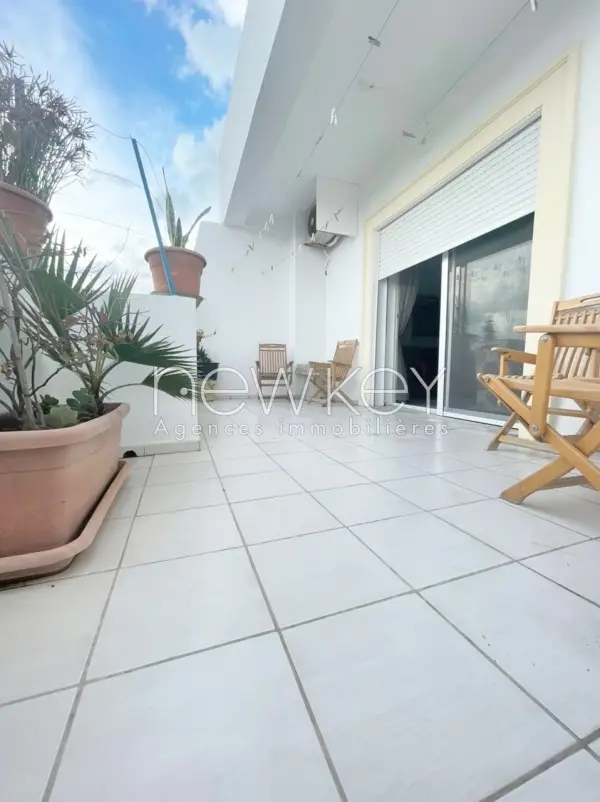Appartement S4 à vendre à Ain Zaghouan - 1