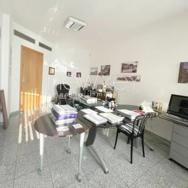 Bureau A2 à Louer à Ain Zaghouan Nord - 1
