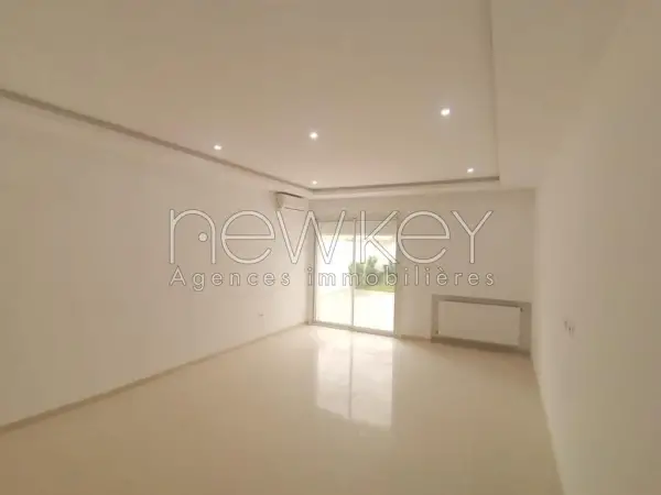 Appartement s+3 à Gammarth - 1