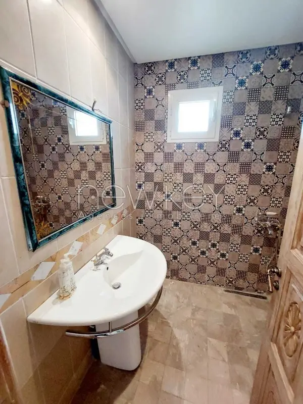 Etage de villa s3 La Marsa - 8