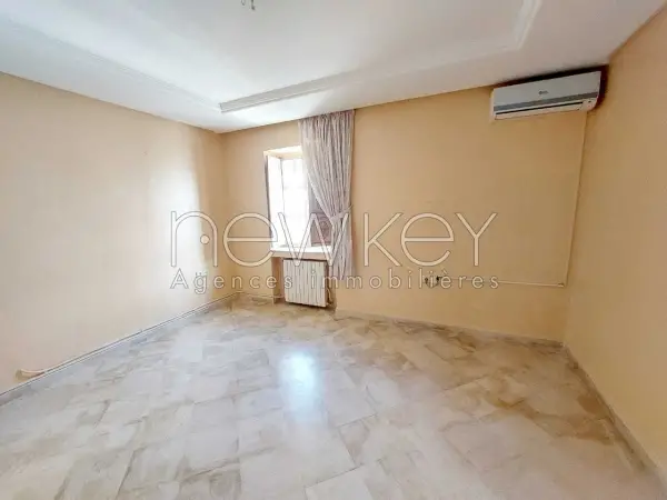Etage de villa s3 La Marsa - 10