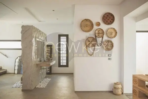 Superbe villa S4 à vendre à La Soukra - 4
