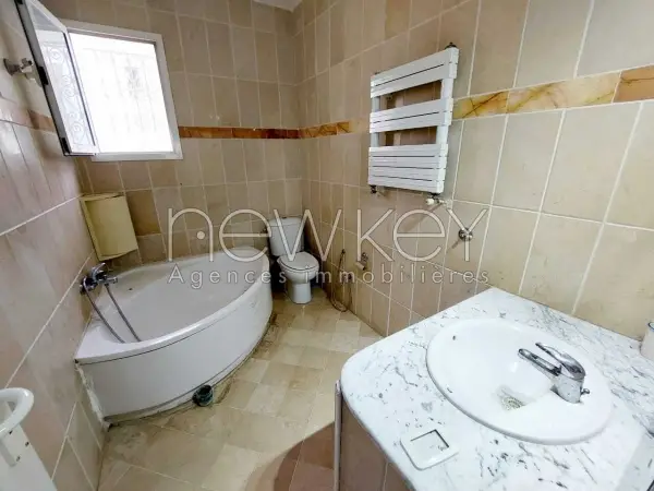 Location Villa s+4 à Sidi daoued - 10