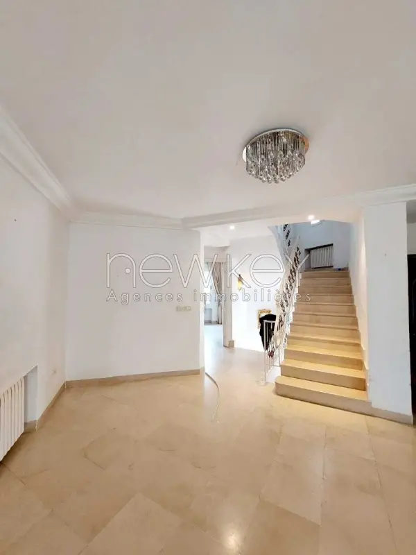 Location Villa s+4 à Sidi daoued - 4