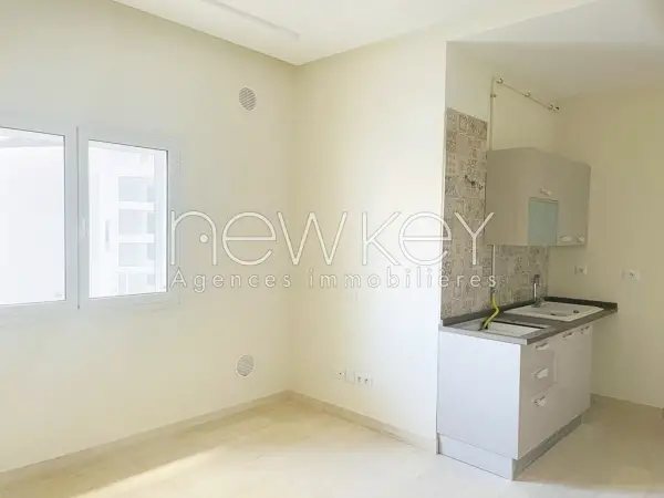Appartement S1 à vendre à La Soukra - 1