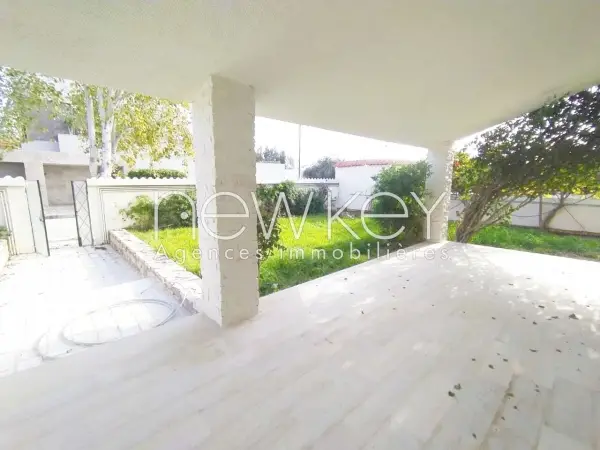 Une Belle villa avec jardin S3 à louer à la Soukra - 6