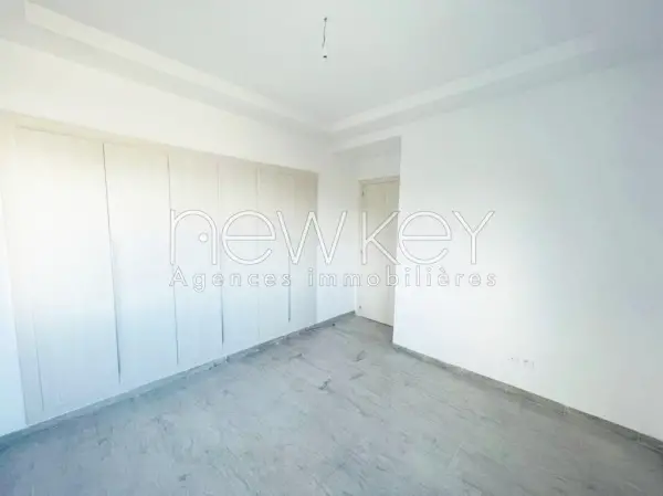 Superbe Appartement Neuf S3 À Louer À La Soukra - 5