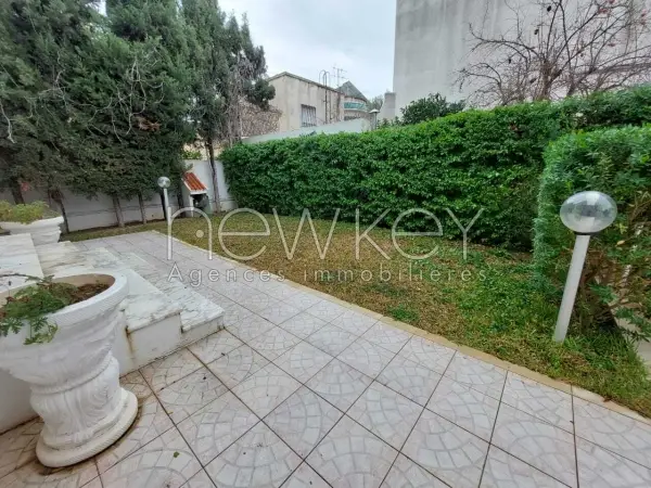 Villa s5 avec jardin à Sidi daoued - 2
