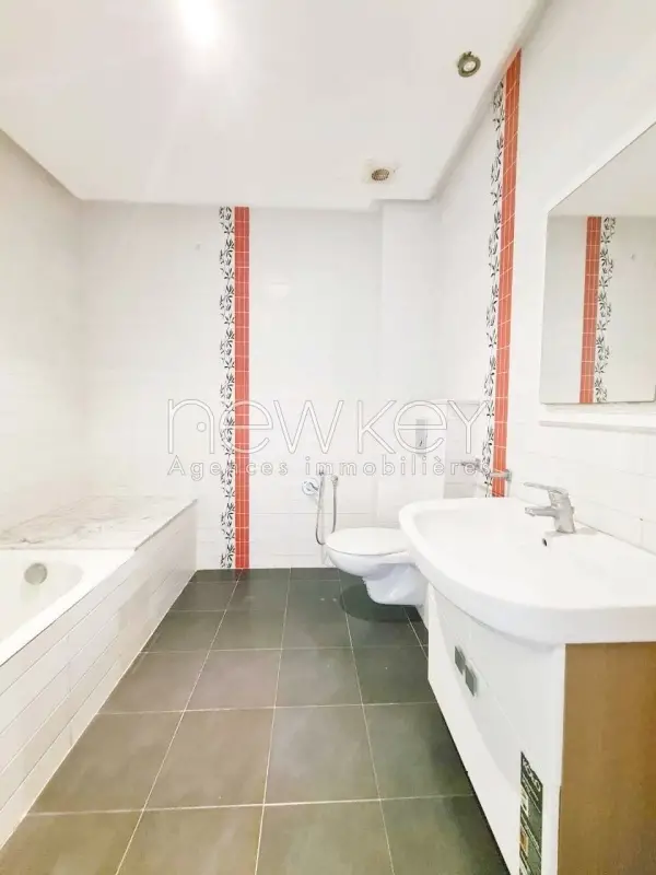 Appartement S3 à Louer à Ain Zaghouan Nord - 8