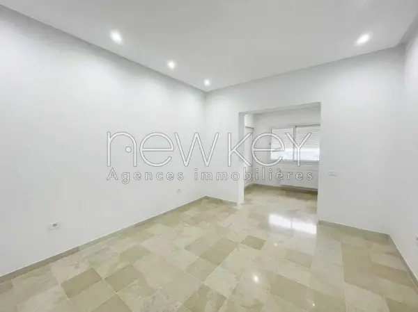 Une Superbe Villa S+4 à La Soukra - 5