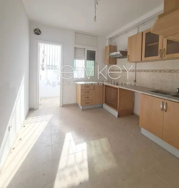 Duplex S5 à vendre aux Jardins de L'Aouina - 1