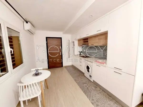 Studio Meublé indépendant à la Marsa - 1