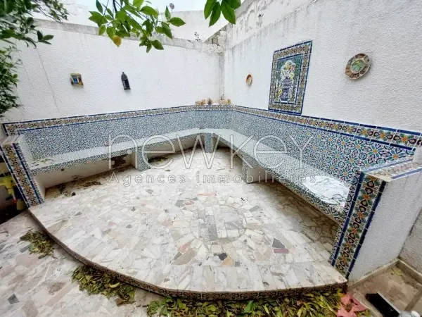 Villa s4 avec jardin à la Marsa - 2