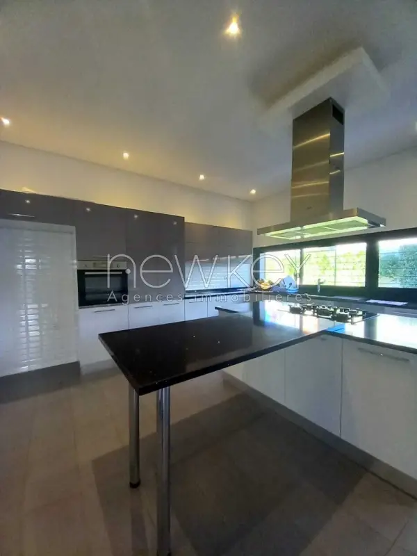 Magnifique villa S+4 à Gammarth - 5