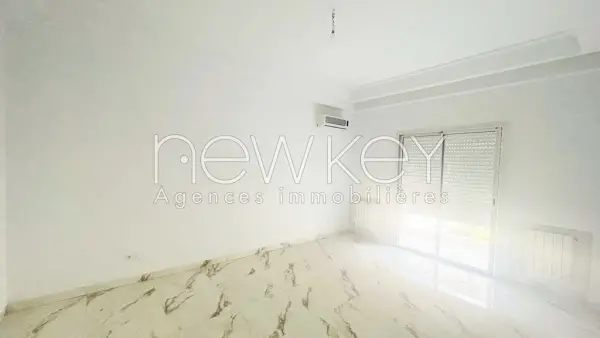 Appartement S3 à vendre à La Soukra - 2