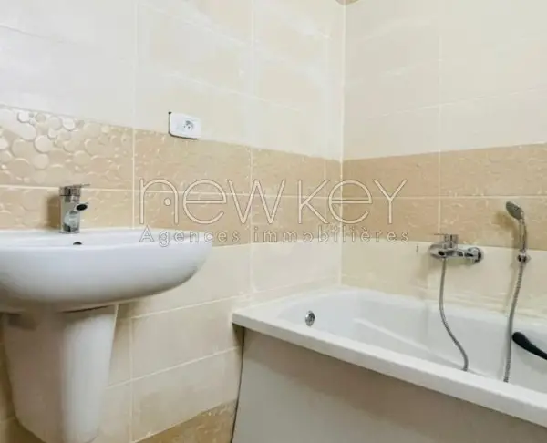 Duplex S3 avec jardin à La Soukra - 6