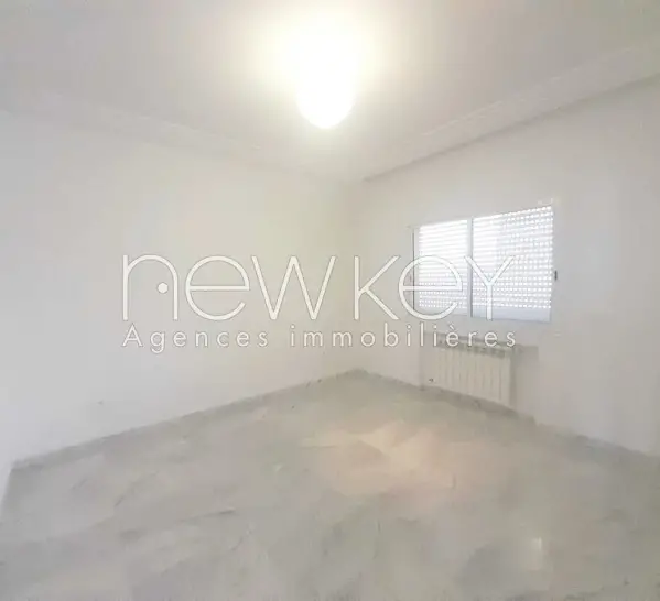 Bel Appartement S4 à Louer à Ain Zaghouan Nord - 4