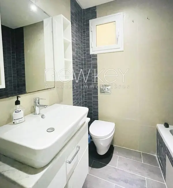 Un Duplex S2 à louer à La Soukra - 6