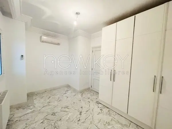 Coquet Duplex S2 à vendre à La Soukra - 5