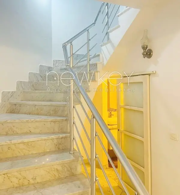 Coquet Duplex S2 à vendre à La Soukra - 2