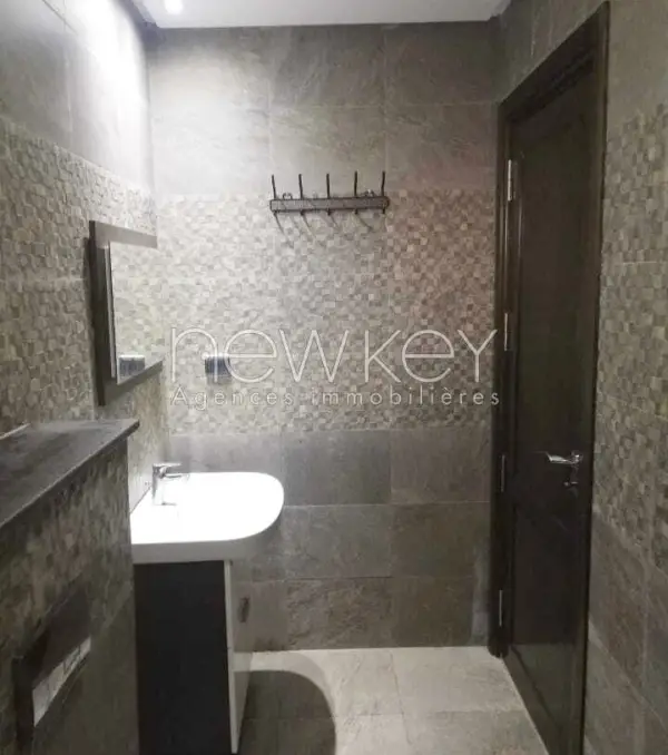 Appartement s3 à vendre à Ain Zaghouan Nord - 4