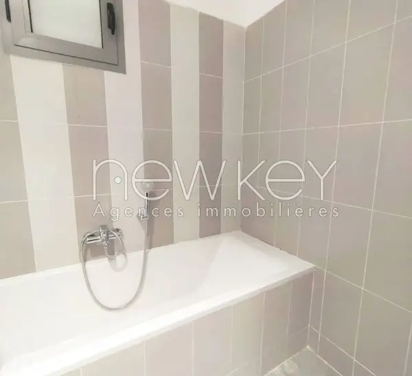 Une Villa jumelée à vendre à La Soukra - 3