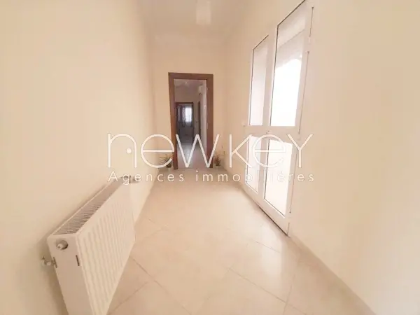 Un étage de villa S3 à louer à La Soukra - 2