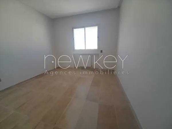 Bel appartement S3 à vendre à Ain Zaghouan - 1