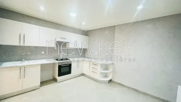 Appartement S3 à louer à La Soukra - 1