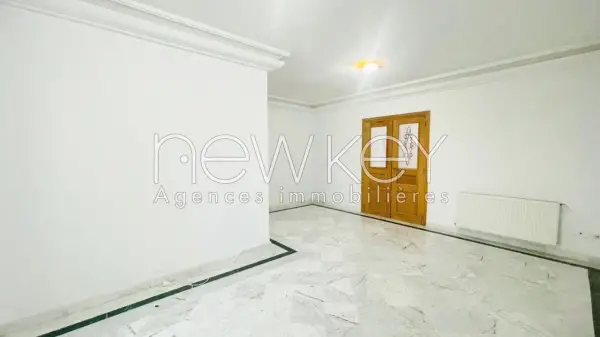 Appartement S3 à louer à La Soukra - 2