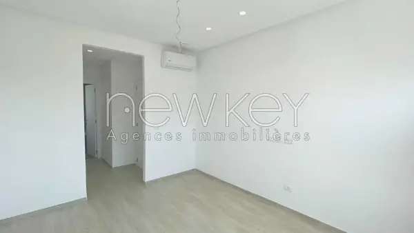 Superbe Duplex avec piscine à vendre à La Soukra - 6