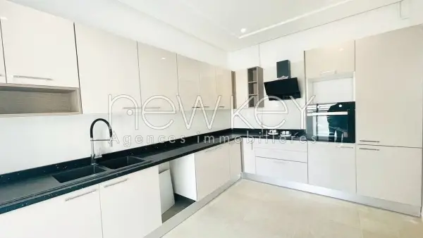 Appartement S3 Haut Standing à vendre à La Soukra - 1