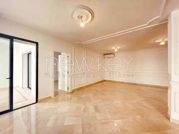 Splendide Villa Neuve à vendre à L'Aouina - 9