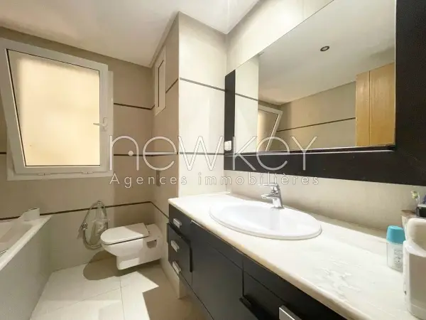 Appartement S2 avec jardin à vendre aux Berges du Lac 1 - 8
