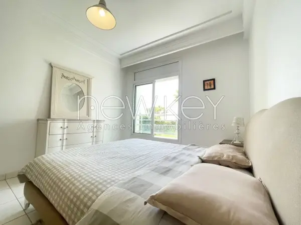Appartement S2 avec jardin à vendre aux Berges du Lac 1 - 6