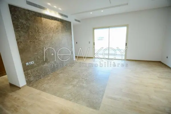 Une Villa S5 haut standing à vendre à La Soukra - 5