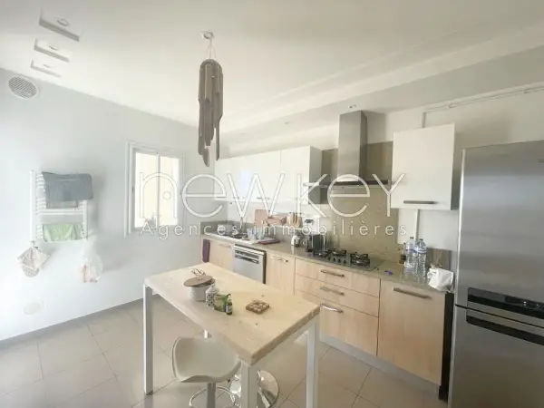 Bel Appartement S2 à vendre au Bhar Lazreg - 2