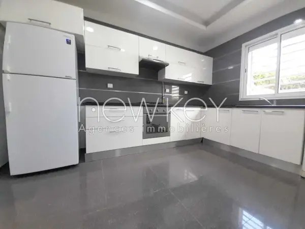 Appartement S2 avec jardin à vendre à La Soukra - 2