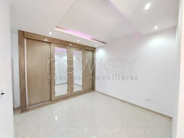 Etage de villa s3 avec terrasse à la Marsa - 7