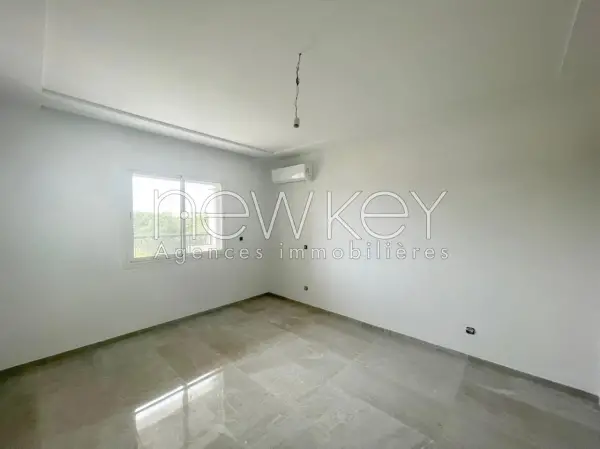 Appartement S3 avec jardin à vendre à La Soukra - 4