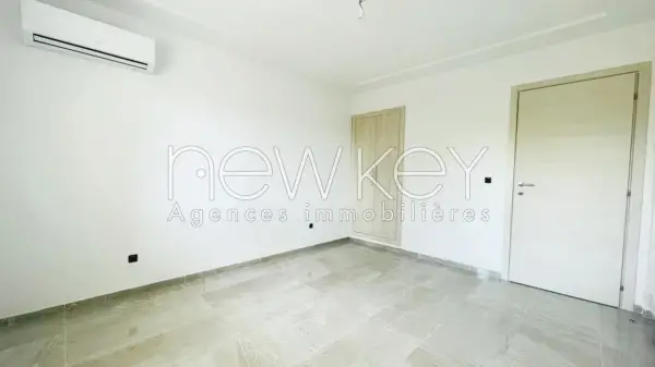 Bel Appartement S2 Neuf à La Soukra - 2